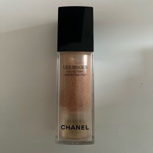 Chanel Les Beiges Water Tint in Light